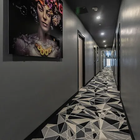 Libarty 3* Weinstadt